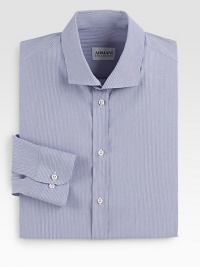 A business essential with a slim, modern fit tailored in superior cotton.ButtonfrontWide spread collar78% cotton/18% polyamide/4% elastane Hand washImported A business essential with a slim, modern fit tailored in superior cotton.ButtonfrontWide spread collar78% cotton/18% polyamide/4% elastane Hand washImported