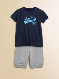 A classic cotton tee is given a stylish update with contrasting trim and printed logo.CrewneckShort sleevesContrasting trim on cuffs and collarCottonMachine washImported A classic cotton tee is given a stylish update with contrasting trim and printed logo.CrewneckShort sleevesContrasting trim on cuffs and collarCottonMachine washImported