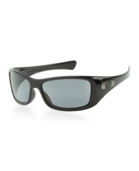 Shaped with an edge of attitude but with a clean, uncomplicated look - that's Hijinx. Then Oakley gives it the best technology ever including O Matter nylon frames decked with dual-cam hinges, true metal icons and High Definition Optics for optimal visual performance. Eye-chafing UV can't get through our Plutonite lenses. Shaped with an edge of attitude but with a clean, uncomplicated look - that's Hijinx. Then Oakley gives it the best technology ever including O Matter nylon frames decked with dual-cam hinges, true metal icons and High Definition Optics for optimal visual performance. Eye-chafing UV can't get through our Plutonite lenses.
