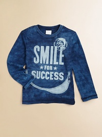 Your little one will love smiling wide in this comfy tee washed to look like well-worn denim.CrewneckLong sleevesCottonMachine washImported Your little one will love smiling wide in this comfy tee washed to look like well-worn denim.CrewneckLong sleevesCottonMachine washImported
