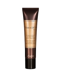 Why choose between correction and a healthy glow? Terracotta skin, the first Guerlain hybrid foundation, perfects the skin with the sheer coverage of a powder. The Terracotta Skin texture is extremely creamy, thanks to a blend of powders and volatile oils combined with an elastomer gel. In just a few seconds, its magical texture melts into the skin to reveal a fabulous complexion radiating health and well-being, as if you've just been on holiday…the unique sensation of bare skin with a matt and velvety finish.Terracotta Skin is available in 2 universal sun-kissed shades to enhance all complexions. Why choose between correction and a healthy glow? Terracotta skin, the first Guerlain hybrid foundation, perfects the skin with the sheer coverage of a powder. The Terracotta Skin texture is extremely creamy, thanks to a blend of powders and volatile oils combined with an elastomer gel. In just a few seconds, its magical texture melts into the skin to reveal a fabulous complexion radiating health and well-being, as if you've just been on holiday…the unique sensation of bare skin with a matt and velvety finish.Terracotta Skin is available in 2 universal sun-kissed shades to enhance all complexions.