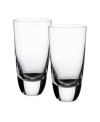 Worthy of the finest American whiskey, these highball glasses from the Villeroy & Boch drinkware and barware collection are exquisitely crafted in luxe crystal for classic bourbon cocktails. Weighted shams look and feel exceptional while maintaining the temperature of your drink.