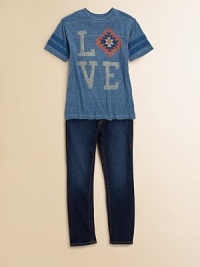 She'll fall for this essential short-sleeved, cotton, crewneck tee with love graphic print.CrewneckShort sleevesPullover styleCottonMachine washMade in the USA of imported fabric She'll fall for this essential short-sleeved, cotton, crewneck tee with love graphic print.CrewneckShort sleevesPullover styleCottonMachine washMade in the USA of imported fabric