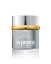 Cellular Radiance Cream supports the body in a time of change with time correcting therapy as it enhances the reflective properties of skin itself, making it look luminous from the instant of application. Skin looks new again, vital, radiant as if the face has re-learned the secret of being young again.