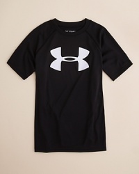 A breathable, moisture-wicking performance tee, outfitted with Under Armour's bold logo at the chest. A breathable, moisture-wicking performance tee, outfitted with Under Armour's bold logo at the chest.