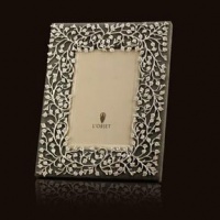 L'Objet Lorel Platinum 4 x 6 inch picture frame L'Objet Lorel Platinum 4 x 6 inch picture frame