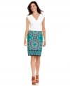 The intricate medallion print that graces this sleek Sunny Leigh skirt gives it chic, contemporary appeal. Wear it anywhere to give your look a bold graphic touch.