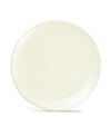 Full of possibilities, the ultra-versatile salad plates from Noritake's collection of Colorwave white dinnerware are crafted of hardy stoneware with a half glossy, half matte finish in pure white. Mix and match with square shapes or any of the other Colorwave shades.