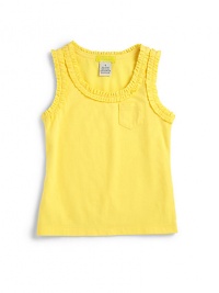 THE LOOKPullover styleRound ruffled necklineSleeveless with ruffled detailsChest patch pocketTHE MATERIALCottonCARE & ORIGINMachine washImported THE LOOKPullover styleRound ruffled necklineSleeveless with ruffled detailsChest patch pocketTHE MATERIALCottonCARE & ORIGINMachine washImported