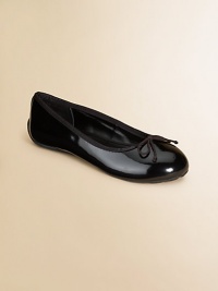 A timeless ballet flat becomes a seasonal staple in shiny patent leather with grosgrain trim and bow detail.Elastic strapPatent leather upperLeather liningRubber soleImported A timeless ballet flat becomes a seasonal staple in shiny patent leather with grosgrain trim and bow detail.Elastic strapPatent leather upperLeather liningRubber soleImported
