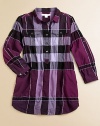 A bold check pattern and button-flap chest pockets complete this timeless woven cotton shirt dress.Pattern variesSpread collarLong sleeves with button-tab roll cuffsButton-frontButton flap chest pocketsShirttail hemCotton/nylon/elastaneMachine washImported