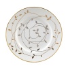 Vera Wang, in collaboration with Wedgwood, has designed a tableware collection full of understated elegance, classic beauty that embraces the ultra chic, sophisticated style that Vera is known for. Gilded Leaf takes its inspiration from the Greek and Neo-classical accents used in Vera Wangs Spring 2008 Bridal Collection. The gold and platinum mixed motifs invoke themes of nature and spring with graceful and subtle flourishes. This collection is designed to stand-alone or to mix and match.