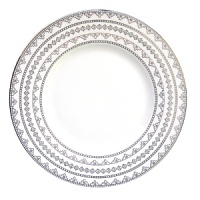 White Lace bone china is characterized by its diverse series of borders all rendered in precious platinum. The classic combination of platinum and white radiates on the table. A truly classic look. White Lace bone china is characterized by its diverse series of borders all rendered in precious platinum. The classic combination of platinum and white radiates on the table. A truly classic look.