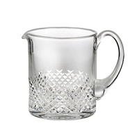 A contemporary version of the classic Alana pattern, the Essence collection features minimal crosses of intricate diamond cuts and simple, clean designs for a sublime home display. A contemporary version of the classic Alana pattern, the Essence collection features minimal crosses of intricate diamond cuts and simple, clean designs for a sublime home display.