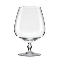 With a clear bowl and hand-pulled stem, this kate spade new york Bellport brandy glass sparkles in European crystal. With a clear bowl and hand-pulled stem, this kate spade new york Bellport brandy glass sparkles in European crystal.
