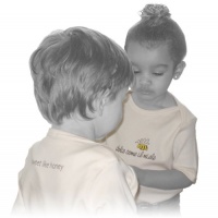 Dolce Come Il Miele (Sweet Like Honey) Signature Tee (12 mos short sleeve onesie, Ecru) Dolce Come Il Miele (Sweet Like Honey) Signature Tee (12 mos short sleeve onesie, Ecru)