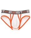 Outfitted with bright contrast trim and a logo waistband, these briefs make a fine choice for layer number one.