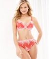 A body beautifier with allover lace trim and great support. You'll love the Embrace Lace bra by Wacoal. Style #65191