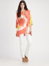 An energizing, hand-dyed print meets a charming silk silhouette with an easy fit for everyday elegance.Split necklineThree-quarter sleevesPull-on styleSide slitsAbout 28 from shoulder to hemSilkDry cleanImported Model shown is 5'10 (177cm) wearing US size XSmall/Small. An energizing, hand-dyed print meets a charming silk silhouette with an easy fit for everyday elegance.Split necklineThree-quarter sleevesPull-on styleSide slitsAbout 28 from shoulder to hemSilkDry cleanImported Model shown is 5'10 (177cm) wearing US size XSmall/Small.