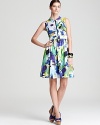 A walking watercolor, this kate spade new york dress blooms with vibrant florals for a fresh breeze of femininity.