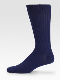 Extra-fine merino wool is blended with a hint of stretch to create these ribbed socks.Mid-calf height80% virgin wool/20% polyamideMachine washMade in Italy Extra-fine merino wool is blended with a hint of stretch to create these ribbed socks.Mid-calf height80% virgin wool/20% polyamideMachine washMade in Italy
