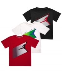 Watch him take flight when he's wearing this Air Jordan tee shirt from Nike. Watch him take flight when he's wearing this Air Jordan tee shirt from Nike.
