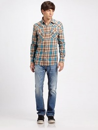 Signature style elements with western-inspired contrast topstitch and authentic fading and whiskering, completed in a classic straight-fit.Five-pocket styleZip flyBack flap pocketsInseam, about 32CottonMachine washMade in USA Signature style elements with western-inspired contrast topstitch and authentic fading and whiskering, completed in a classic straight-fit.Five-pocket styleZip flyBack flap pocketsInseam, about 32CottonMachine washMade in USA