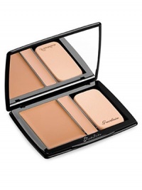 In perfect harmony with the skin, it combines a moisturizing cream foundation and an exceptionally soft concealer for a made to measure finish. In perfect harmony with the skin, it combines a moisturizing cream foundation and an exceptionally soft concealer for a made to measure finish.