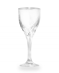 For nearly 150 years, Lenox has been renowned throughout the world as a premier designer and manufacturer of fine china, accessories, and stemware. In brilliantly faceted crystal accented with platinum, the gracefully twirled Debut Platinum wine glasses collection provides an impeccable accompaniment to your formal china and flatware.