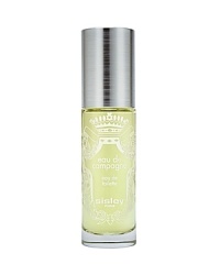 Like a herbaceous garden, Eau de Campagne brims with notes of basil, wild herbs and lemon against a background formed by the unique and singular scent of tomato leaf, with floral notes of jasmine, plum, lily of the valley and geranium, before blooming into the soft woody notes of oakmoss, musk and patchouli. Like a herbaceous garden, Eau de Campagne brims with notes of basil, wild herbs and lemon against a background formed by the unique and singular scent of tomato leaf, with floral notes of jasmine, plum, lily of the valley and geranium, before blooming into the soft woody notes of oakmoss, musk and patchouli.