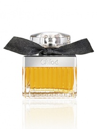 In the rose garden of Chloé fragrances, the rose reveals itself in different variations, in full bouquets and under unexplored facets, more modern than ever. Intense is the enchanting and sensual rose of the original. It embellishes the Chloé woman with a refined, feminine fragrance and intriguing allure. 1.7 oz. 