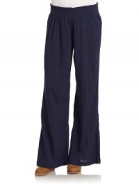 THE LOOKWide, smocked waistbandGentle pleatingWide leg silhouetteTHE FITRise, about 8Inseam, about 31THE MATERIALCottonCARE & ORIGINDry cleanImportedModel shown is 5'10 (177cm) wearing US size Small. THE LOOKWide, smocked waistbandGentle pleatingWide leg silhouetteTHE FITRise, about 8Inseam, about 31THE MATERIALCottonCARE & ORIGINDry cleanImportedModel shown is 5'10 (177cm) wearing US size Small.