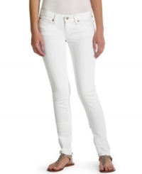 Don Levi's white wash skinny jeans with your favorite tanks and sandals for a clean look that's always du jour! Don Levi's white wash skinny jeans with your favorite tanks and sandals for a clean look that's always du jour!