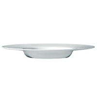 Hommage is like another point of view; very white, very flat porcelain, generously wide-rimmed and superimposed with shapes to inspire the chef and enhance the food. Hommage is an unostentatious part of the set up and can be used from preparation in the kitchen to tasting in the restaurant. Hommage is like another point of view; very white, very flat porcelain, generously wide-rimmed and superimposed with shapes to inspire the chef and enhance the food. Hommage is an unostentatious part of the set up and can be used from preparation in the kitchen to tasting in the restaurant.