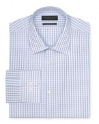 A handsome check shirt in a slim fit prepares you well for the workday ahead.