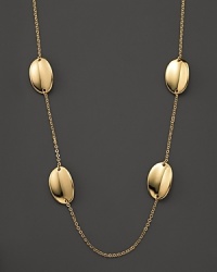 Gleaming links of 18K yellow gold add luxe to your look. From Roberto Coin's Chic And Shine Collection. Gleaming links of 18K yellow gold add luxe to your look. From Roberto Coin's Chic And Shine Collection.