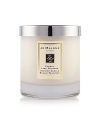 Tendrils of white blossoms compose this tender spring-like scent. The Lime Blossom Home Candle infuses any room with evocative scent and lasts for hours. An everyday luxury, it brings warmth to any environment. 200g.