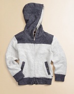 A cotton hoodie with colorblock appeal. Plus, it offers convenient front pockets and zipper front.Attached hoodLong sleevesFront yokeFront zipperSlash pocketsBack yokeCottonMachine washImported