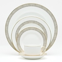 Vera Wang, in collaboration with Wedgwood, has designed a tableware collection full of understated elegance and classic beauty that embraces the ultra chic, sophisticated style that Vera is known for. Gilded Weave takes its inspiration from the Greek and Neo-classical accents used in Vera Wangs Spring 2008 Bridal Collection. The gold and platinum mixed motifs invoke themes of nature and spring with graceful and subtle flourishes. This collection is designed to stand-alone or to mix and match. Vera Wang, in collaboration with Wedgwood, has designed a tableware collection full of understated elegance and classic beauty that embraces the ultra chic, sophisticated style that Vera is known for. Gilded Weave takes its inspiration from the Greek and Neo-classical accents used in Vera Wangs Spring 2008 Bridal Collection. The gold and platinum mixed motifs invoke themes of nature and spring with graceful and subtle flourishes. This collection is designed to stand-alone or to mix and match.