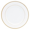 Palmyre provides the ideal backdrop for personal creativity. Able to set a refined table with its understated beauty or by creating a personalized setting when paired with another Bernardaud collection.