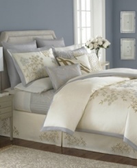 Embroidered branches in glamorous gold embellish luminous cream for a new look of sophistication from Martha Stewart Collection. Embroidered branches in glamorous gold embellish luminous cream for a new look of sophistication from Martha Stewart Collection.