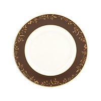 The luscious chocolate and gold motif of Golden Bough is a glamorous addition to the dinner table. Bold and alluring, each piece is graced with the delicate design of golden leaves. The very romantic twirl of the vine and leaves showcases Lenox artistry at its finest. The luscious chocolate and gold motif of Golden Bough is a glamorous addition to the dinner table. Bold and alluring, each piece is graced with the delicate design of golden leaves. The very romantic twirl of the vine and leaves showcases Lenox artistry at its finest.