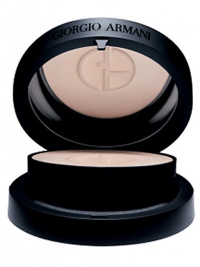A weightless foundation with colors that lighten the skin with a natural transparent satin matte finish. KEY FEATURES: Buildable to Medium Coverage For N/Oily skin Satin Matte Finish SPF 35 Long wearRESULTS: Perfect hold of make up and color over time Coverage effect without coverage feel Perfect fitting, natural transparent satin matte result High protection SPF35