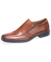 Want a pair of men's dress shoes that will start your morning commute off on the right foot? Then slip right into these smooth leather loafers from Steve Madden.