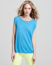 Brighten up your essentials line-up with this Michael Stars tee, complete with pleating at the shoulders for added interest. Brighten up your essentials line-up with this Michael Stars tee, complete with pleating at the shoulders for added interest.