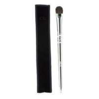 Christian Dior Backstage Medium Eyeshadow Brush Large One Size Christian Dior Backstage Medium Eyeshadow Brush Large One Size