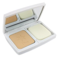 DiorSnow White Reveal Pure Transparency Makeup SPF 30 - # 020 Light Beige 9g/0.31oz DiorSnow White Reveal Pure Transparency Makeup SPF 30 - # 020 Light Beige 9g/0.31oz