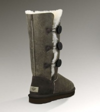 UGG Australia Women's Bailey Button Triplet Boots Bomber Jacket Chocolate Natural Size 8 UGG Australia Women's Bailey Button Triplet Boots Bomber Jacket Chocolate Natural Size 8