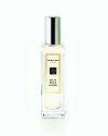 The World of Jo Malone™ introduces English Pear & Freesia, a scent that is inspired by a walk in an orchard and captures the luscious scent of just-ripe pears, cooled by the autumn air, ready to twist free from the tree. Experience the surprising, sensuous freshness of sweet pears, wrapped in a bouquet of white freesias, on a subtle background of scrambling wild roses and skin-warming amber, patchouli and woods.