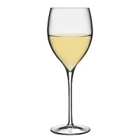 The Magnifico stemware pattern has a graceful bowl and elongated stem. An everyday glassware variety but with the style and finesse of true crystal. Made with Luigi Bormioli's SON.hyx technology. The Magnifico stemware pattern has a graceful bowl and elongated stem. An everyday glassware variety but with the style and finesse of true crystal. Made with Luigi Bormioli's SON.hyx technology.